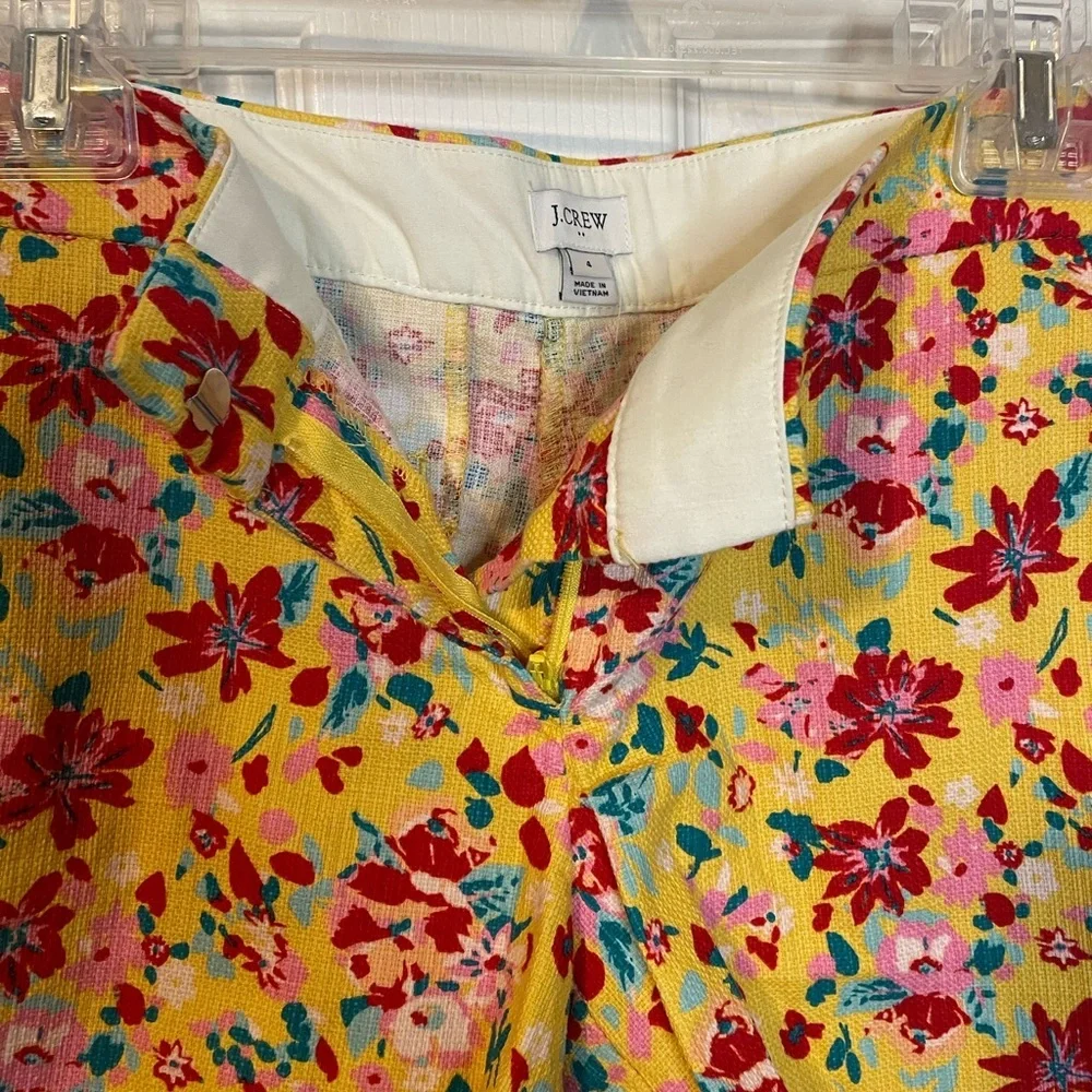 J Crew yellow shorts w/ floral pattern sz 4 EUC - Picture 2 of 11